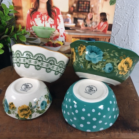 The Pioneer Woman Other - Pioneer Woman Rare Rose Shadow Nesting Measuring Bowls Cups Set of 4